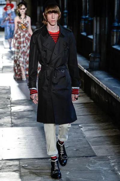 Look 40